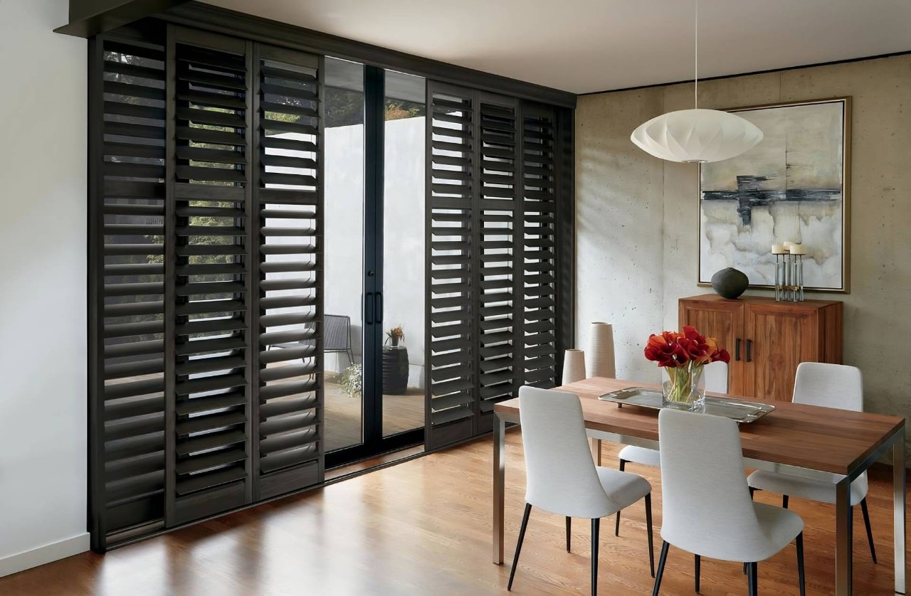 Shutters near Arlington Heights, Illinois (IL), including Hunter Douglas NewStyle® Hybrid Shutters near Arlington Heights, IL